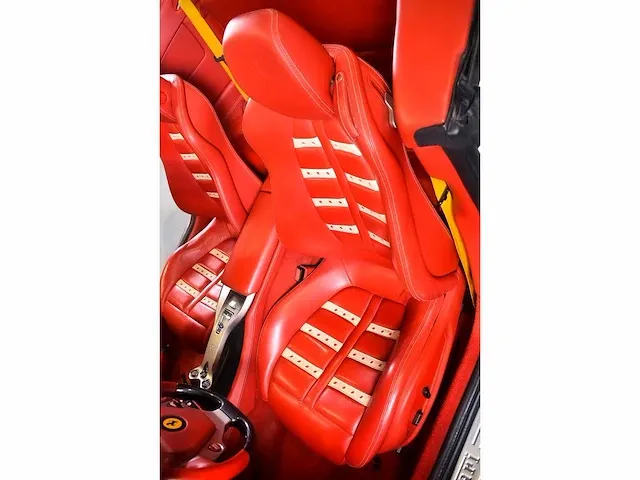 Ferrari california convertible 4,3l v8 - 2010 - afbeelding 9 van  82