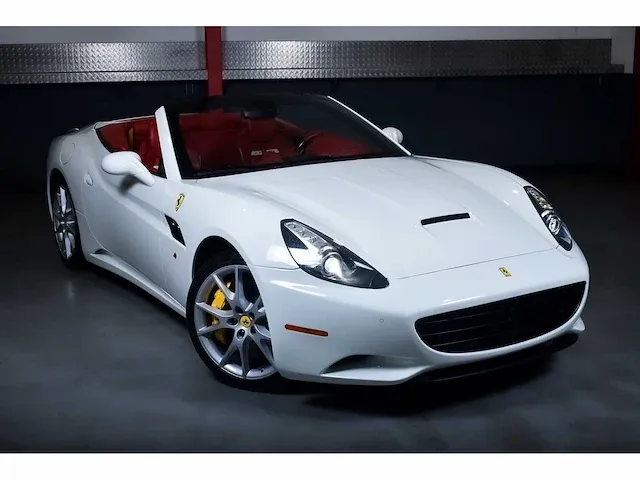 Ferrari california convertible 4,3l v8 - 2010 - afbeelding 12 van  82