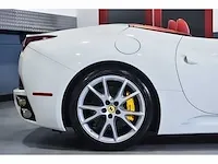Ferrari california convertible 4,3l v8 - 2010 - afbeelding 41 van  82