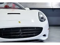 Ferrari california convertible 4,3l v8 - 2010 - afbeelding 49 van  82