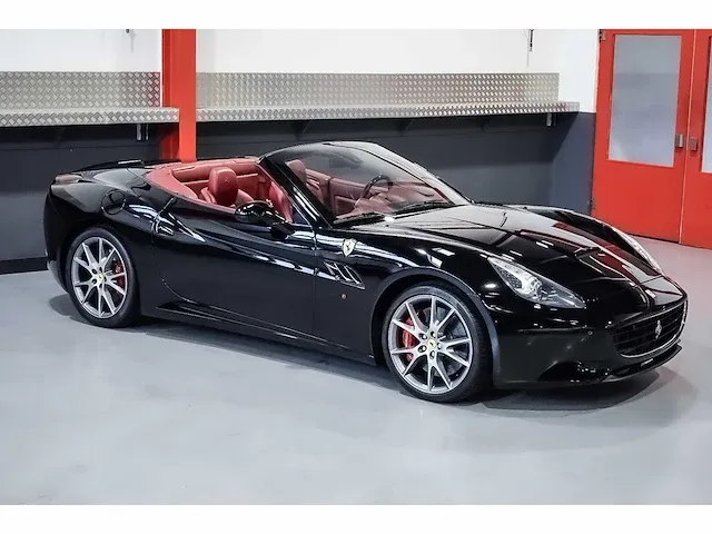 Ferrari california convertible 4,3l v8 - 2011 - afbeelding 17 van  88