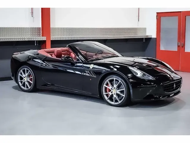 Ferrari california convertible 4,3l v8 - 2011 - afbeelding 18 van  88