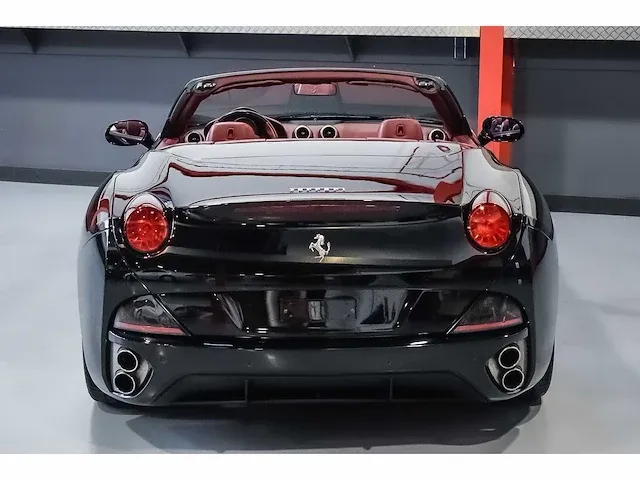 Ferrari california convertible 4,3l v8 - 2011 - afbeelding 22 van  88