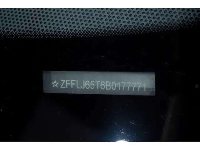 Ferrari california convertible 4,3l v8 - 2011 - afbeelding 82 van  88