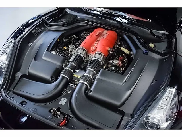 Ferrari california convertible 4,3l v8 - 2011 - afbeelding 86 van  88