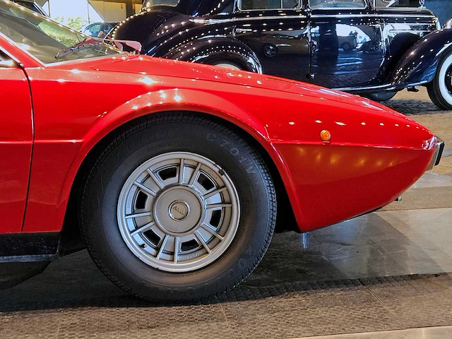 Ferrari dino 308 gt4 - afbeelding 18 van  63