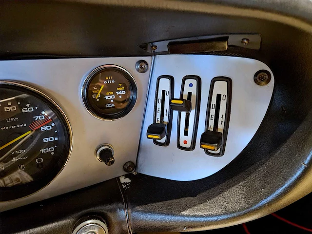 Ferrari dino 308 gt4 - afbeelding 48 van  63