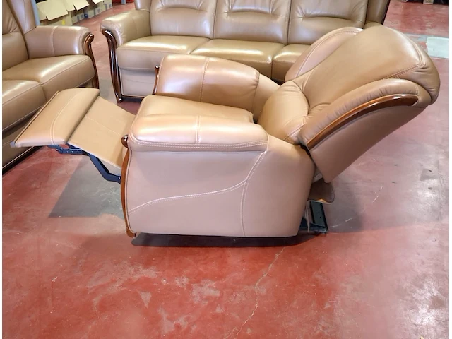 Ferrari divani lederen salon - afbeelding 6 van  6