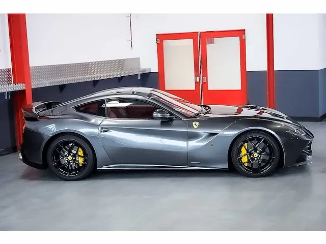 Ferrari f12 berlinetta coupe 6,3l v12 - 2014 - afbeelding 3 van  89