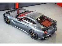 Ferrari f12 berlinetta coupe 6,3l v12 - 2014 - afbeelding 44 van  89