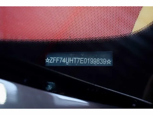 Ferrari f12 berlinetta coupe 6,3l v12 - 2014 - afbeelding 81 van  89