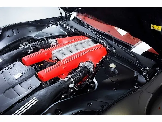 Ferrari f12 berlinetta coupe 6,3l v12 - 2014 - afbeelding 85 van  89