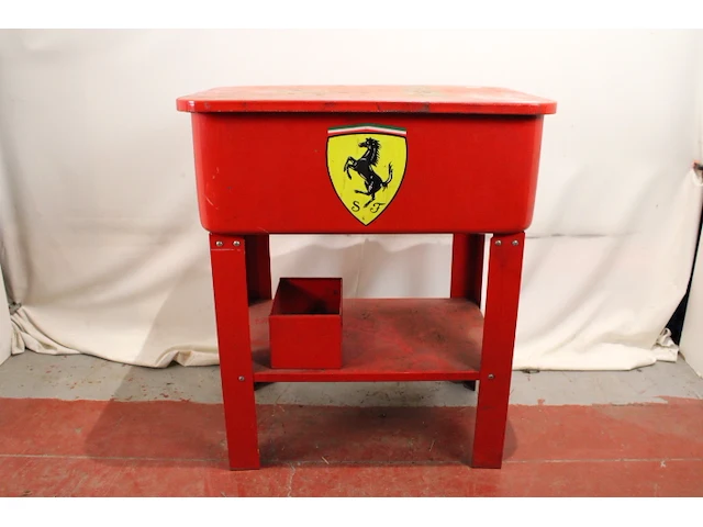 Ferrari ontvettafeltje - afbeelding 1 van  6