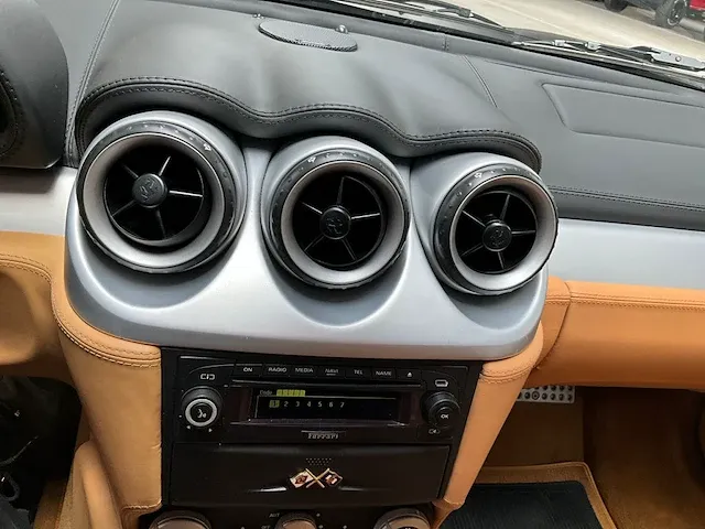 Ferrari scaglietti - afbeelding 27 van  55