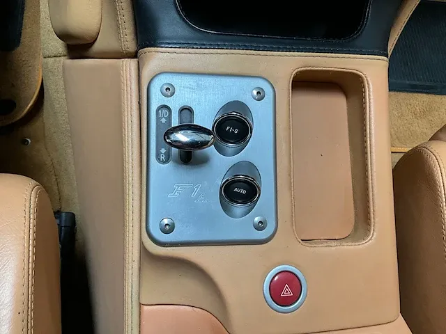 Ferrari scaglietti - afbeelding 29 van  55