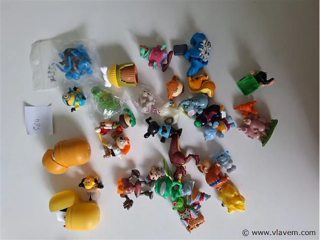 Ferreo kinder surprise figuren - afbeelding 1 van  4