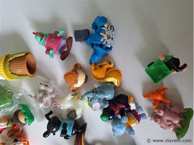 Ferreo kinder surprise figuren - afbeelding 2 van  4