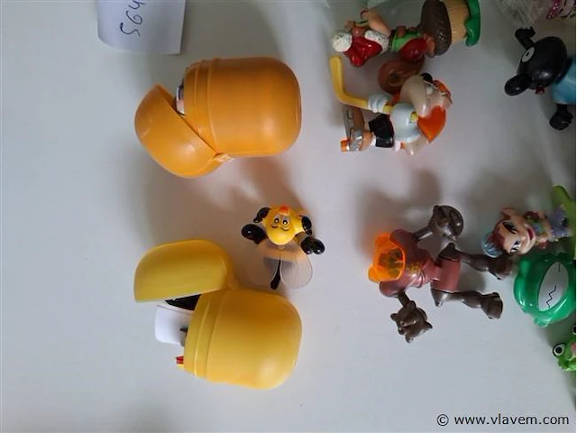 Ferreo kinder surprise figuren - afbeelding 4 van  4