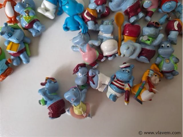 Ferreo kinder surprise figuren - afbeelding 6 van  7