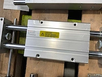 Festo diverse pneumatische cilinders (21x) - afbeelding 8 van  10