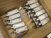 Festo partij pneumatische onderdelen - afbeelding 2 van  48