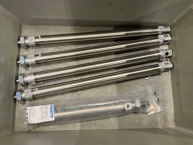 Festo partij pneumatische onderdelen - afbeelding 4 van  48
