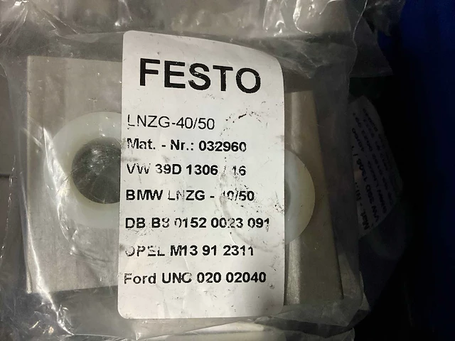 Festo partij pneumatische onderdelen - afbeelding 25 van  48