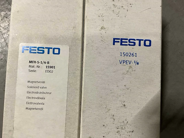 Festo partij pneumatische onderdelen - afbeelding 31 van  48