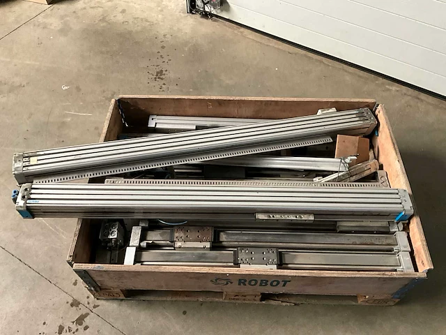Festo persluchtcilinder - afbeelding 2 van  4