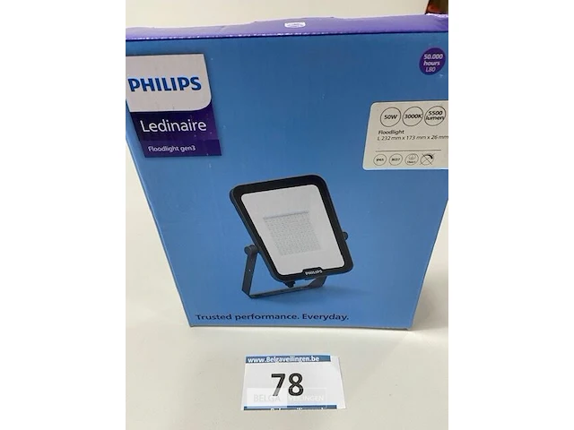 Fhilips led verstraler 500w 3000k 5500 lumen ip65 - afbeelding 1 van  3