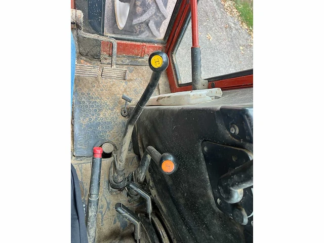 Fiat - 1992 - 80-90dt - vierwielaangedreven landbouwtractor - afbeelding 6 van  17