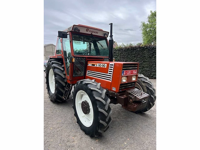 Fiat - 1992 - 80-90dt - vierwielaangedreven landbouwtractor - afbeelding 11 van  17