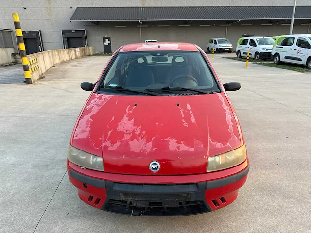 Fiat - 2003 - punto - personenauto - afbeelding 10 van  14