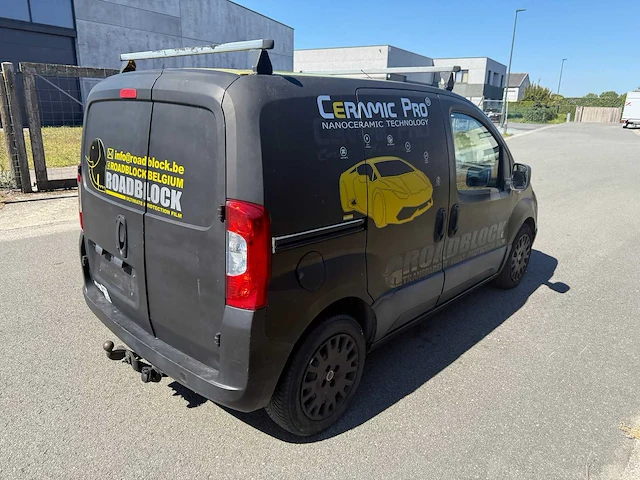 Fiat - 2010 - fiorino - personenauto - afbeelding 2 van  18