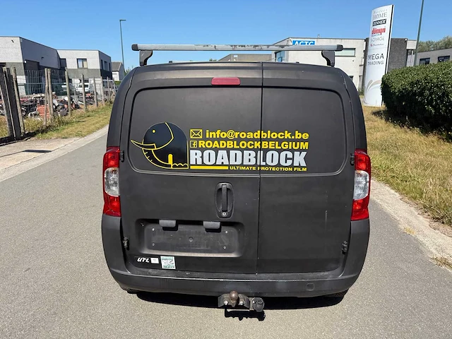 Fiat - 2010 - fiorino - personenauto - afbeelding 3 van  18