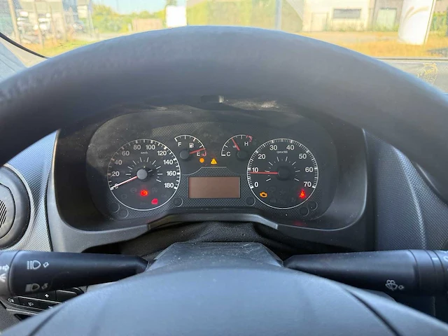 Fiat - 2010 - fiorino - personenauto - afbeelding 7 van  18