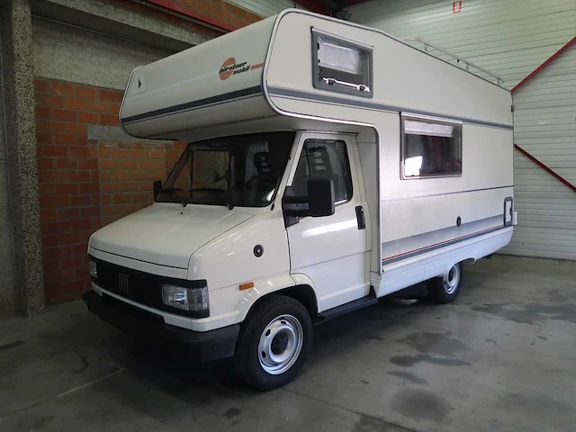 Fiat - 290 turbodiesel - camper - klassieke auto's >15 - afbeelding 1 van  94