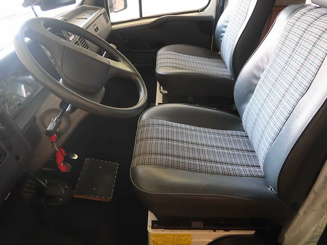 Fiat - 290 turbodiesel - camper - klassieke auto's >15 - afbeelding 44 van  94