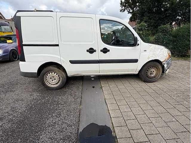 Fiat - doblò - 1.3 mj sx - car - 2009 - afbeelding 5 van  12