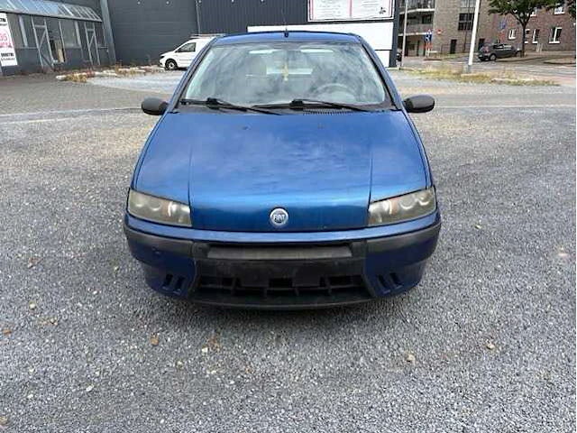 Fiat - punto - car - 2001 - afbeelding 8 van  14