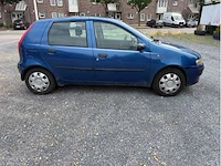 Fiat - punto - car - 2001 - afbeelding 9 van  14