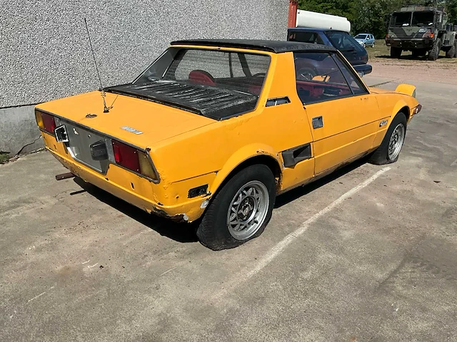 Fiat - x19 bertone - oldtimer - afbeelding 8 van  14