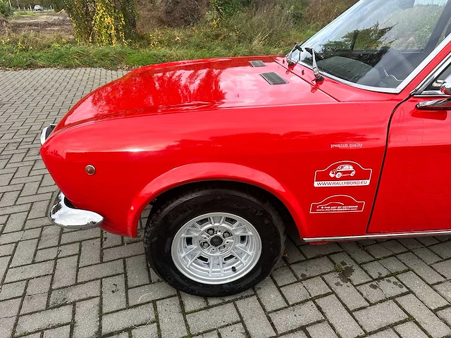 Fiat 124 sport coupé - classic cars >15 - afbeelding 2 van  29