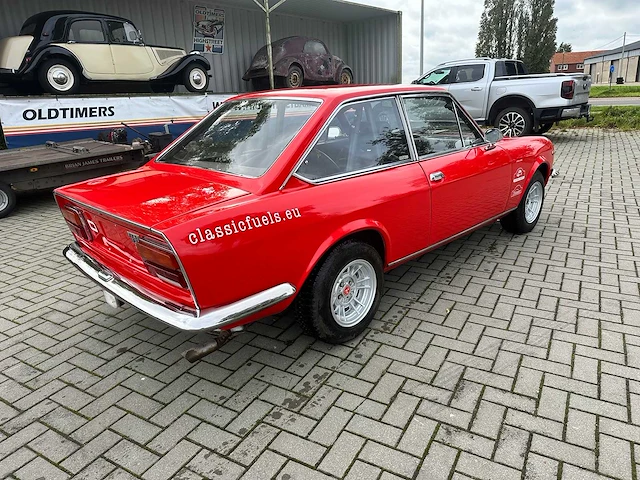 Fiat 124 sport coupé - classic cars >15 - afbeelding 25 van  29