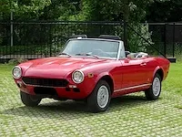 Fiat 124 sport spider 1800