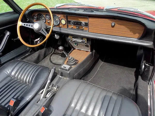 Fiat 124 sport spider 1800 - afbeelding 15 van  56