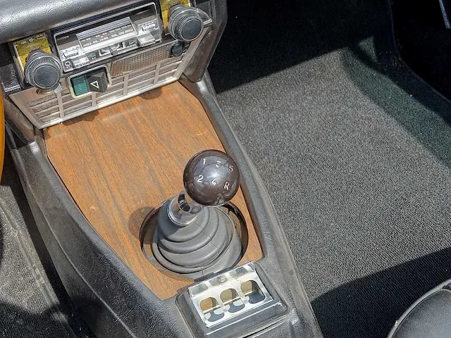 Fiat 124 sport spider 1800 - afbeelding 29 van  56