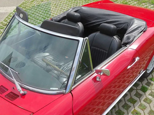Fiat 124 sport spider 1800 - afbeelding 55 van  56