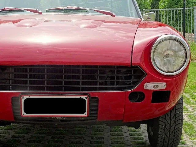 Fiat 124 sport spider 1800 - afbeelding 56 van  56