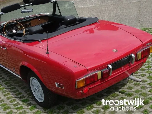 Fiat 124 sport spider 1800 - afbeelding 4 van  50